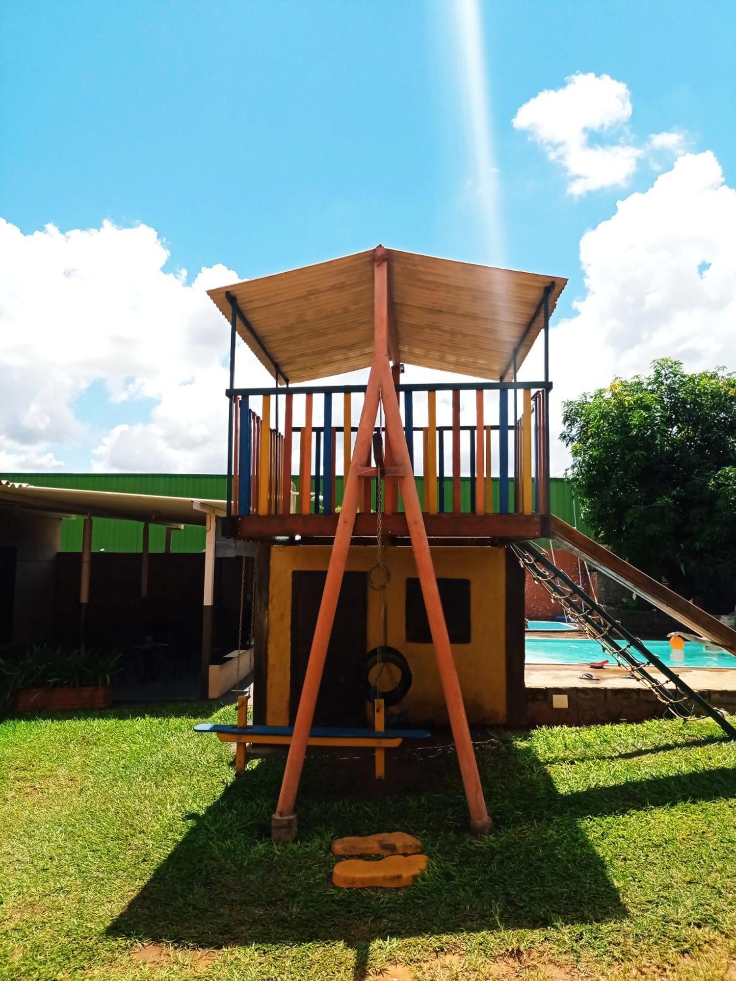 Pousada Menina Moca Olímpia Esterno foto